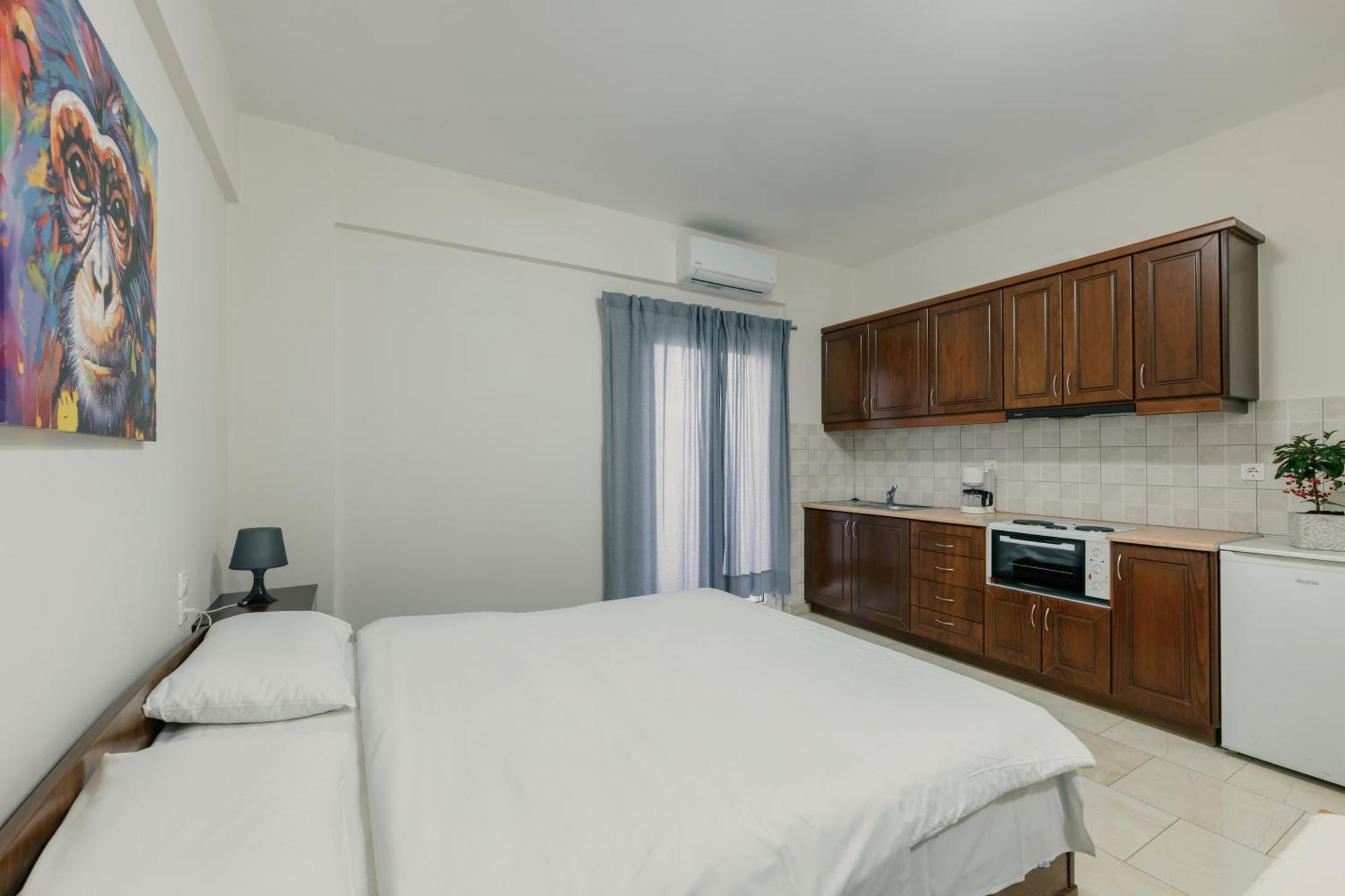O Fotis Studios & Apartments Ioánnina Eksteriør bilde